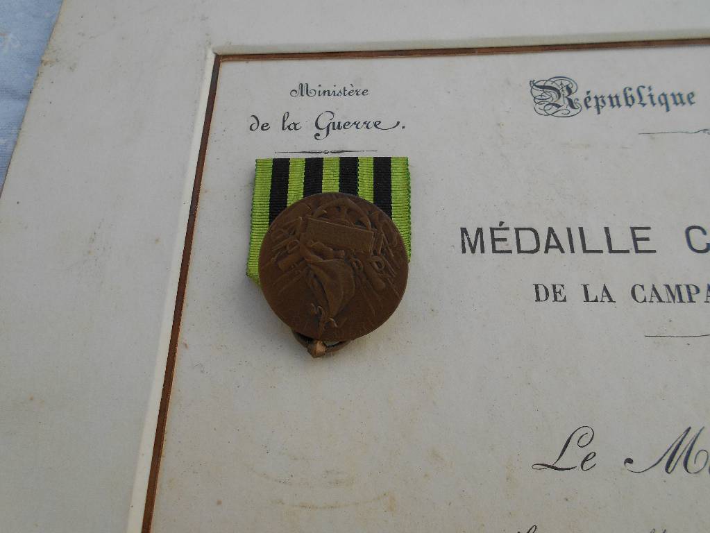 diplome encadre sous verre et medaille comemorative de la guerre franco prusienne de 1870 a 1871 | Puces Privées