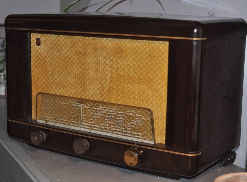 Radio à lampes PHILIPS avec Bluetooth | Puces Privées