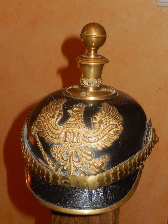 casque d'officier  d'  Artillerie prussien | Puces Privées