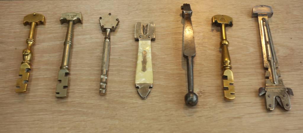 Lot de 7 outils anciens de vitrier | Puces Privées